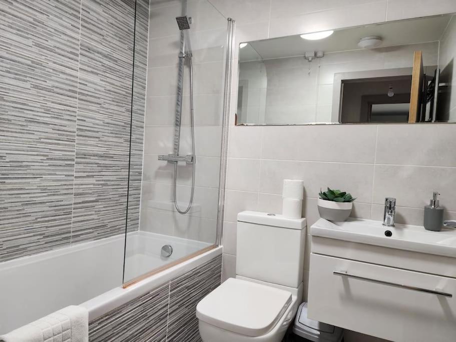 Horizon House, Luxury 2-Bedroom Flat 3 Oxford Exteriör bild